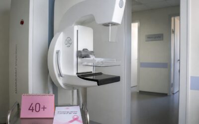 Când și cum îți verifici sânii ghidul complet pentru fiecare vârstă