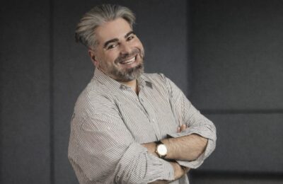 Cum arată apartamentul de 115.000 de euro al lui Maurice Munteanu