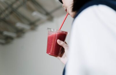 Erewhon se apropie de pragul care poate aduce calorii afișate la smoothie-ul Hailey Bieber. Ce prevede regula