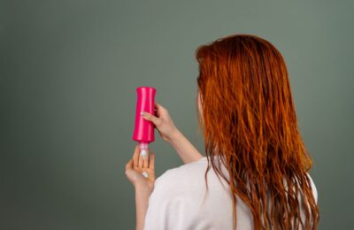 Rutina pentru scalp se schimbă odată cu sezonul, iar balsamul se alege după firul de păr